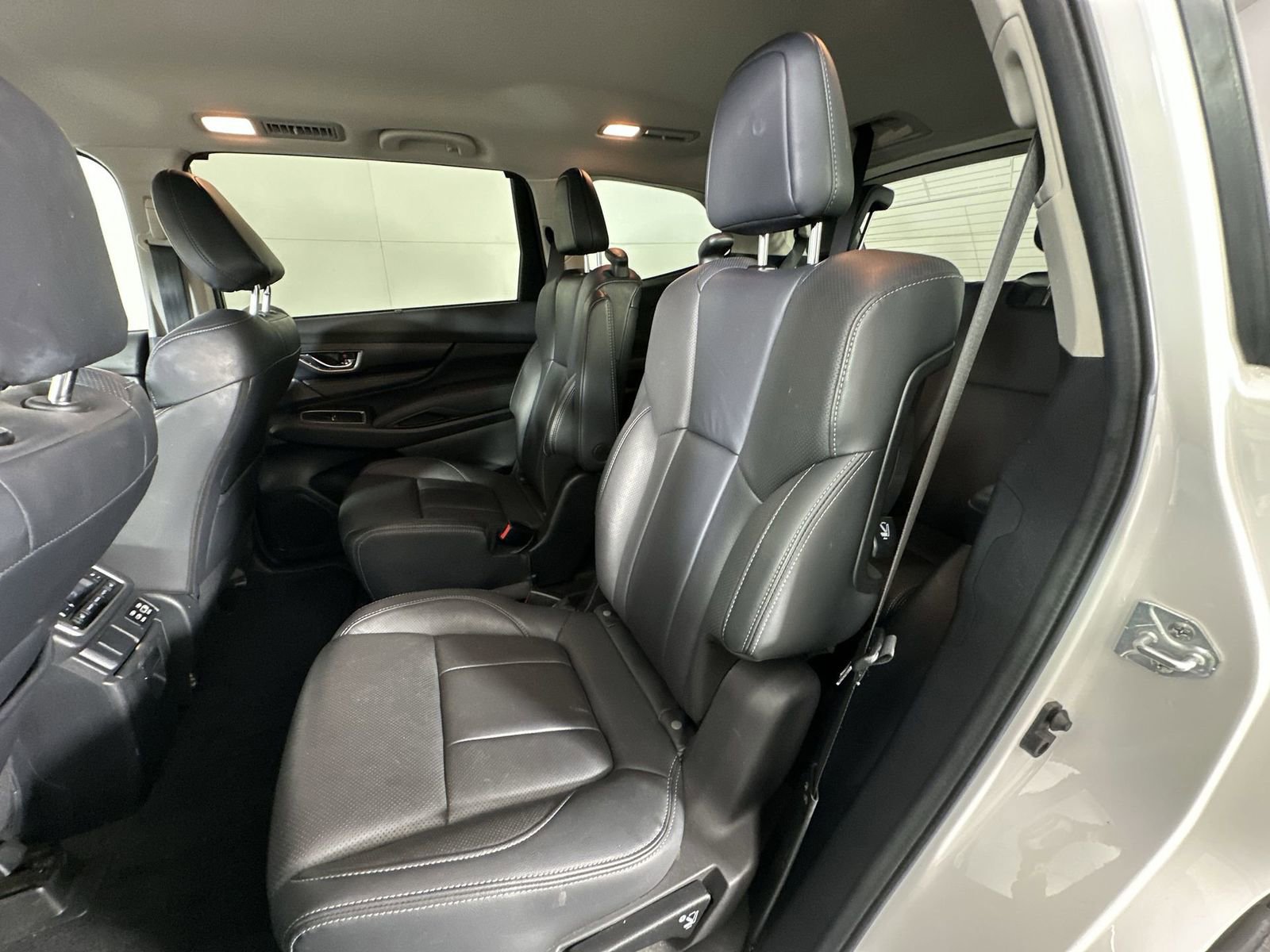 Used 2023 Subaru Ascent Limited image 22