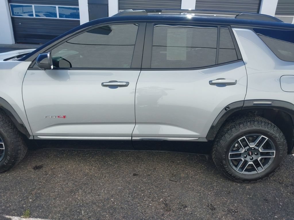 Used 2026 GMC Terrain AT4 w/ Convenience Package III AWD/4WD image 4