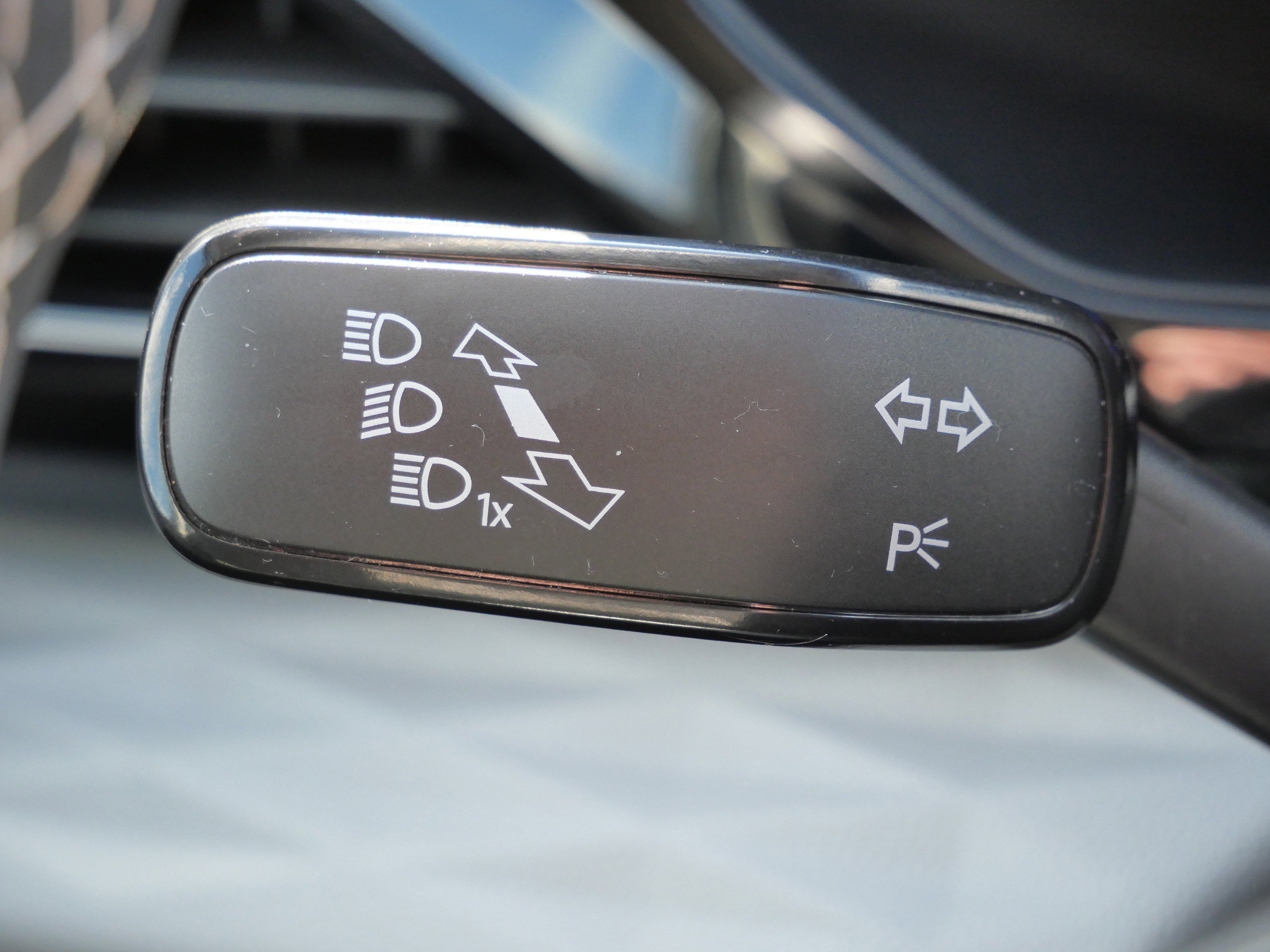 Used 2023 Volkswagen Taos S image 34