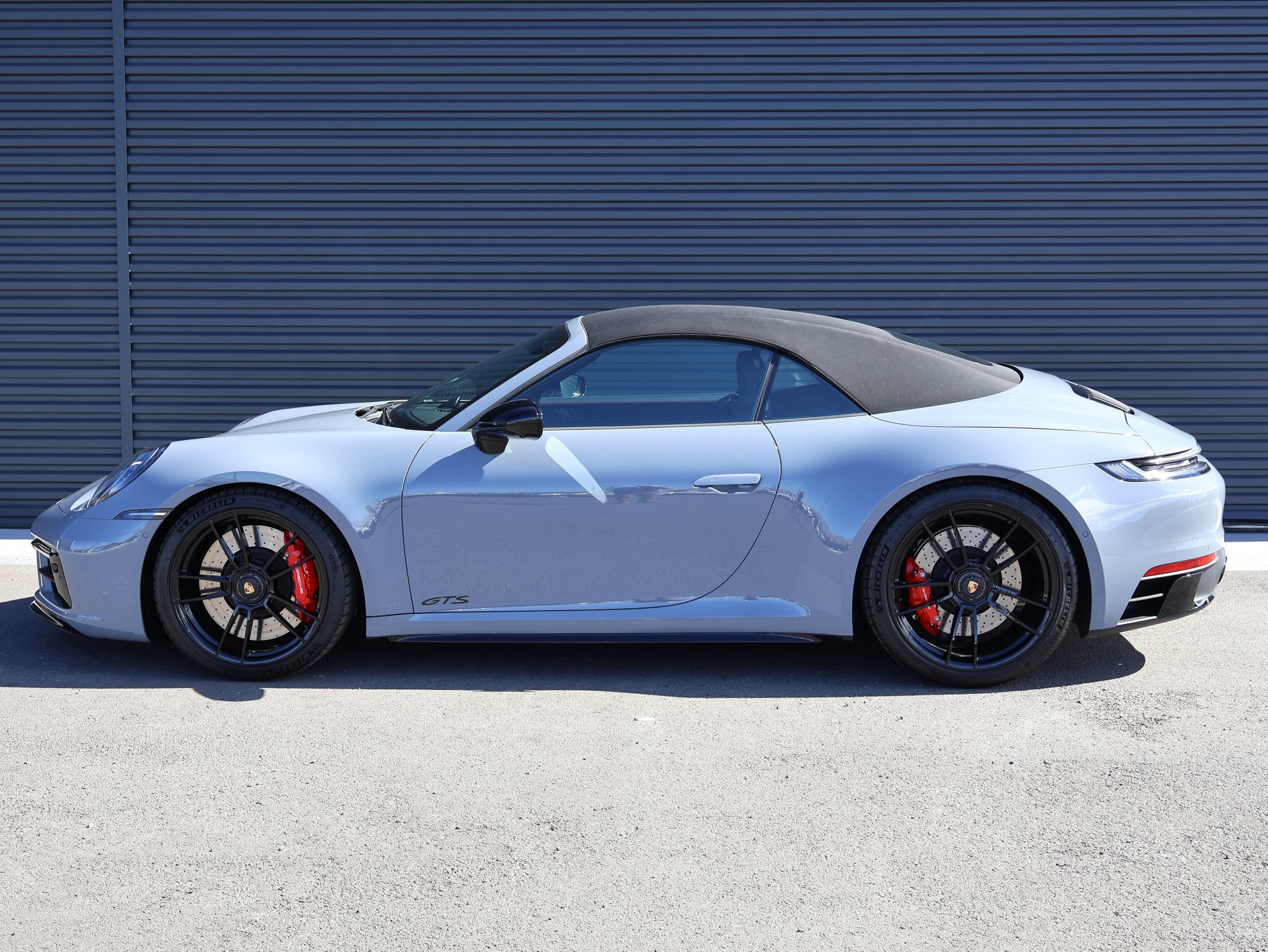 Certified 2023 Porsche 911 Carrera 4 GTS AWD/4WD image 2