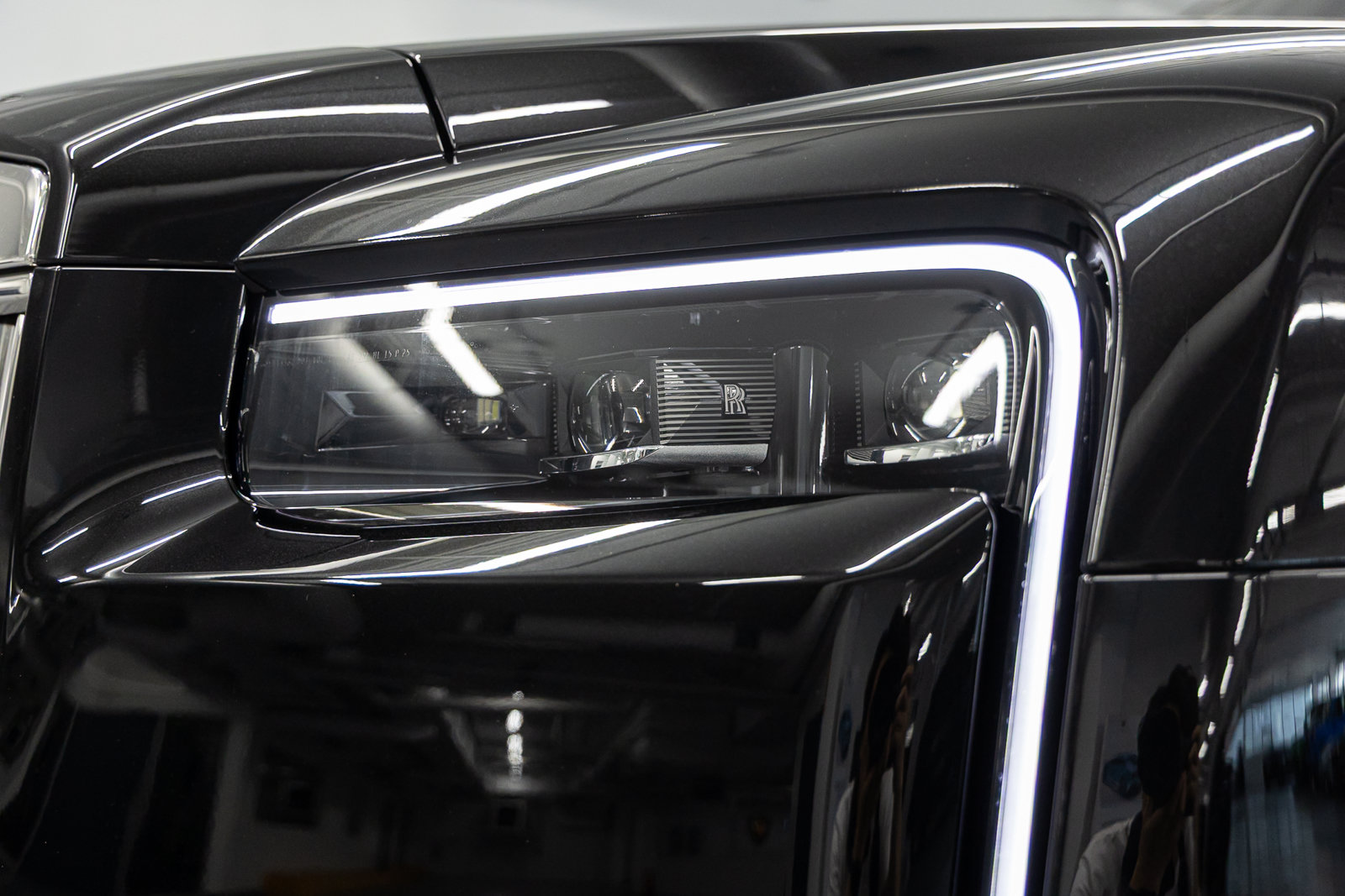 New 2027 Rolls-Royce Cullinan AWD/4WD image 11