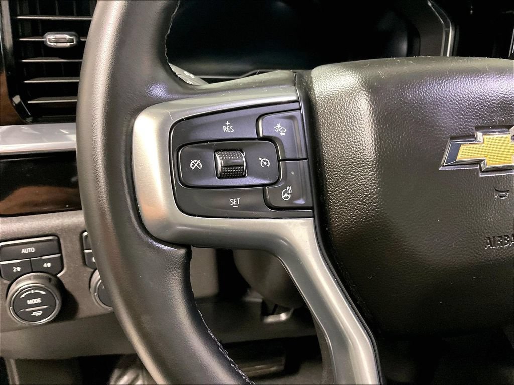Used 2023 Chevrolet Silverado 1500 LT AWD/4WD image 22