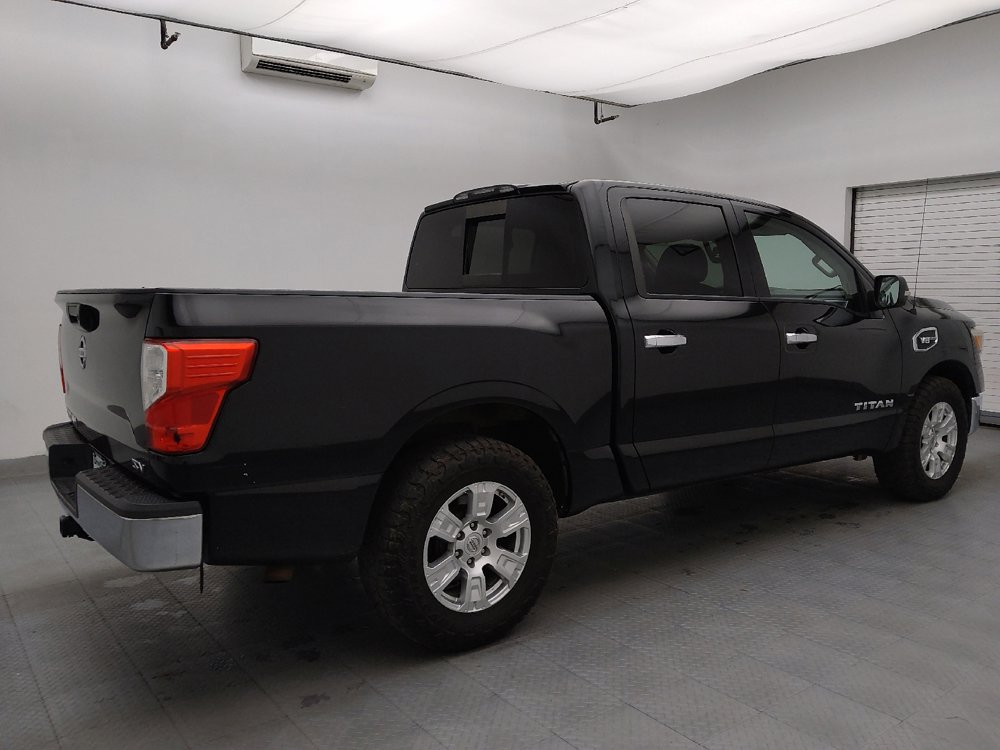 Used 2017 Nissan Titan SV RWD image 10