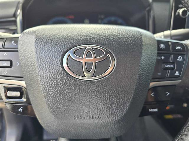 Used 2026 Toyota Camry XSE FWD image 24