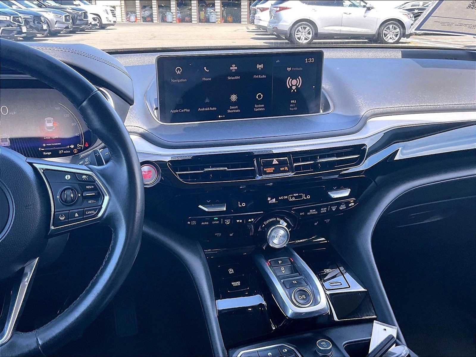 Used 2023 Acura MDX SH-AWD w/ Technology Package image 9