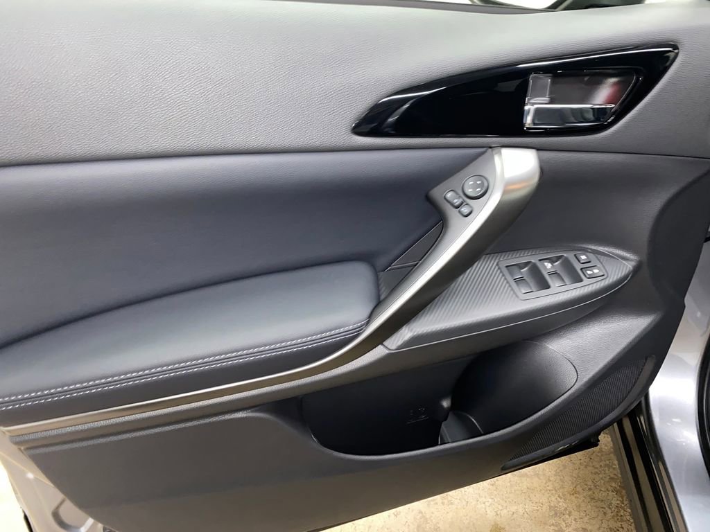 Used 2026 Mitsubishi Eclipse Cross AWD image 9
