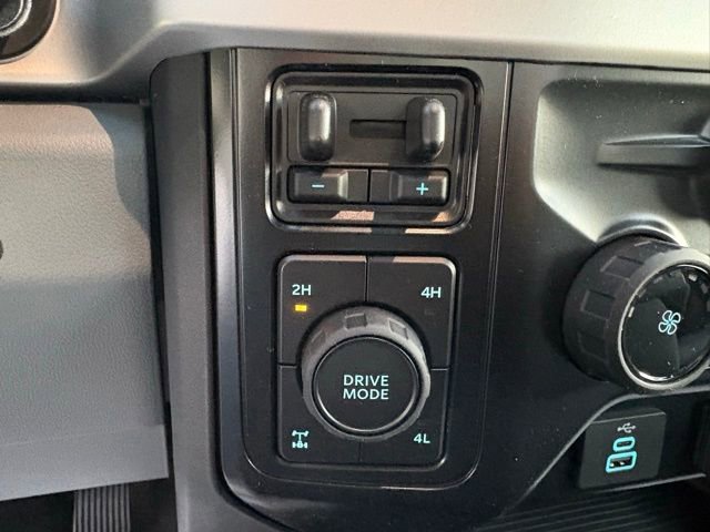 New 2026 Ford F350 XLT w/ 360-Degree Camera Package image 23