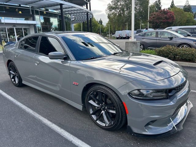 Used 2019 Dodge Charger Scat Pack RWD image 4