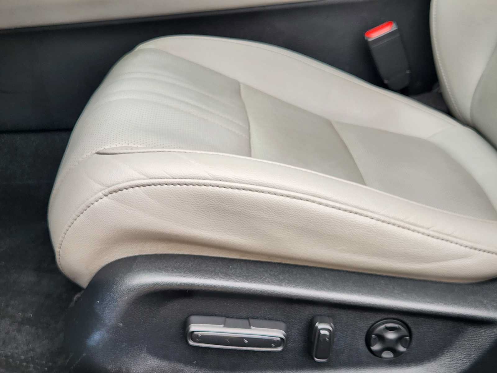 Used 2020 Honda Accord Touring image 23