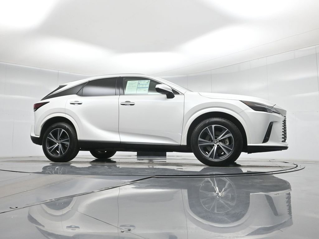 Used 2024 Lexus RX 350h w/ Convenience Package image 4