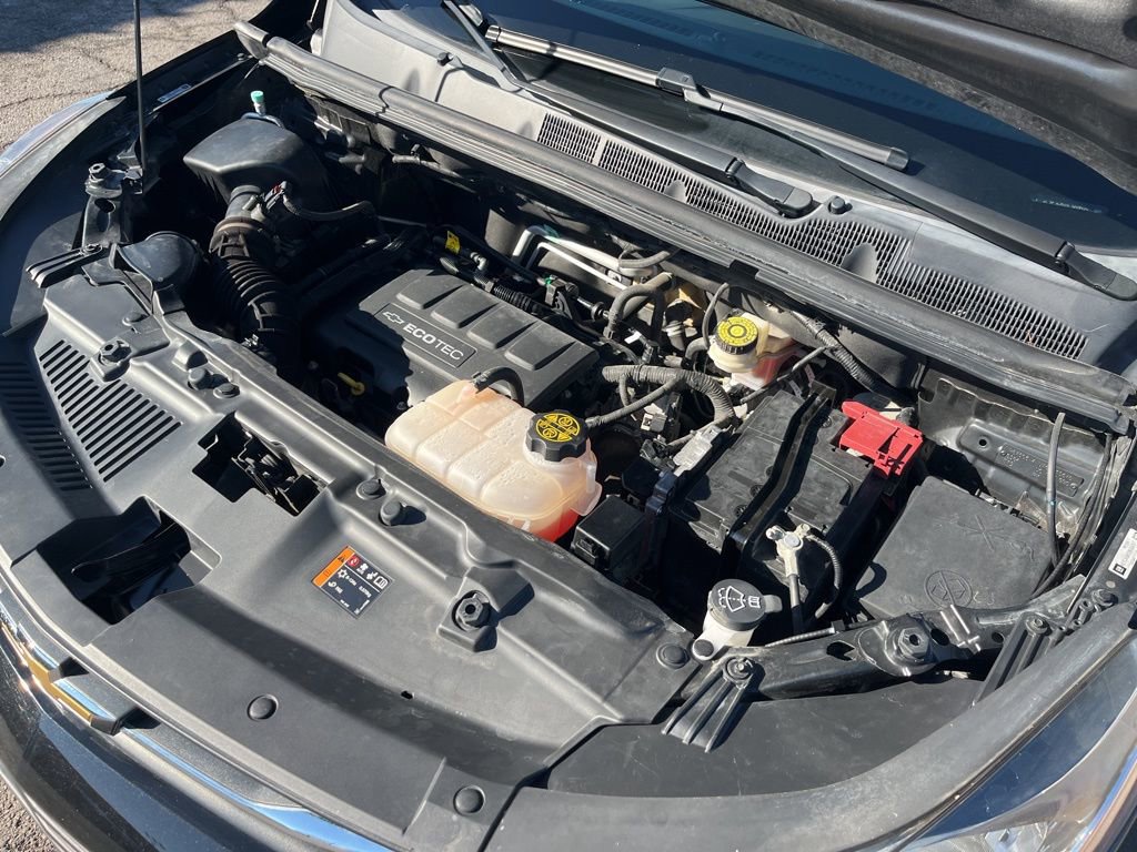 Used 2020 Chevrolet Trax LS w/ Tint and Cruise Package image 12