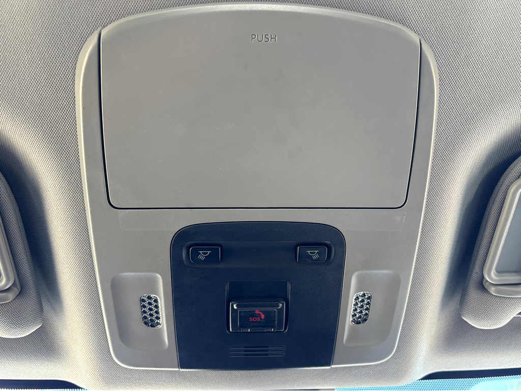 Used 2023 Toyota Camry SE image 33