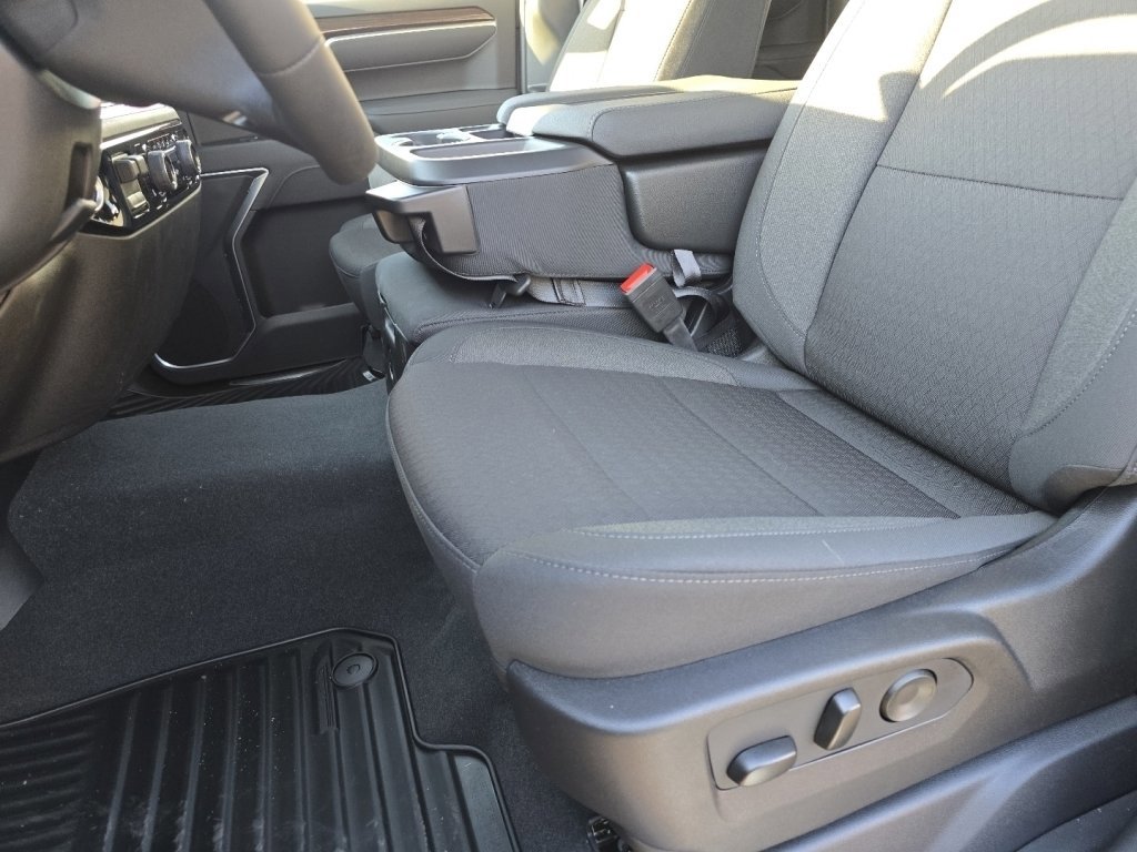 New 2026 Chevrolet Silverado 1500 LT image 15