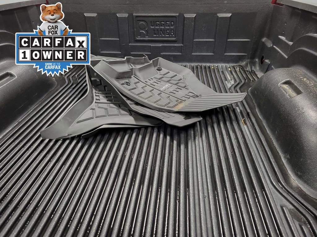 Used 2021 RAM 1500 Classic SLT image 10