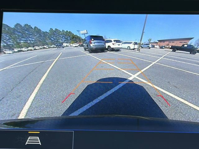 Used 2025 Cadillac XT6 Premium Luxury image 30