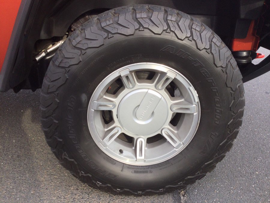 Used 2003 HUMMER H2 w/ Preferred Equipment Group image 43