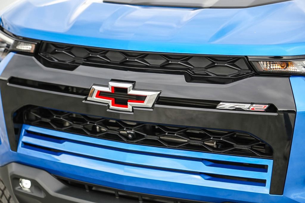 Used 2024 Chevrolet Colorado ZR2 w/ Technology Package image 6