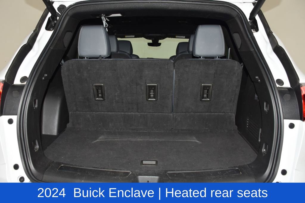 Used 2024 Buick Enclave Premium image 29