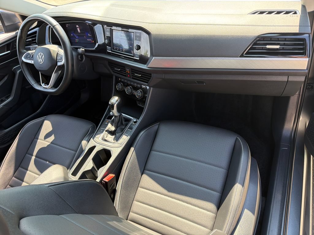 Certified 2023 Volkswagen Jetta SE FWD image 26