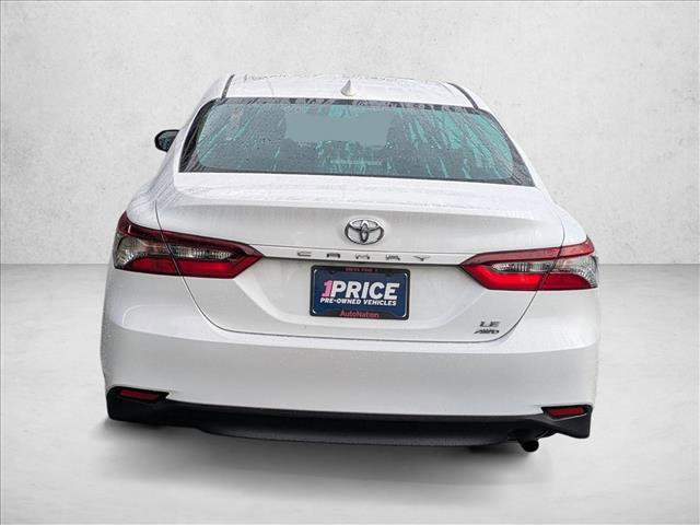 Used 2022 Toyota Camry LE w/ Cold Weather Package image 7