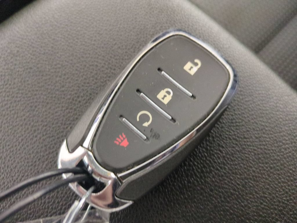 Used 2025 Chevrolet Trax LT FWD image 41