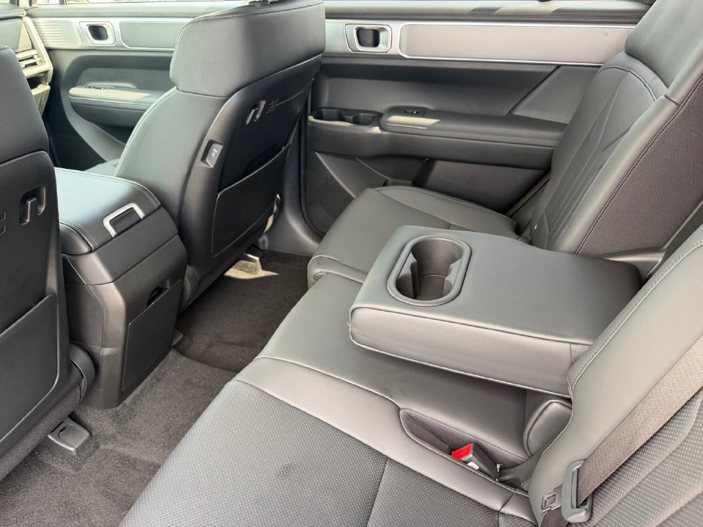 New 2027 Hyundai Santa Fe SEL FWD image 19