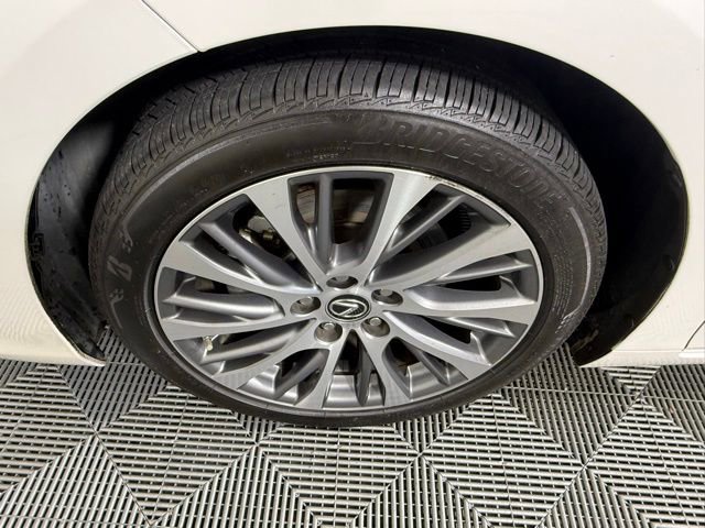 Used 2020 Lexus ES 350 w/ Premium Package FWD image 16