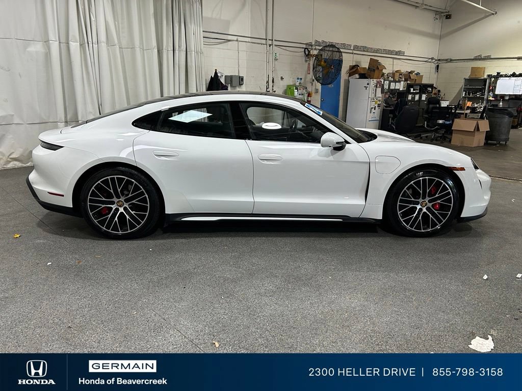 Used 2021 Porsche Taycan 4S AWD/4WD image 9
