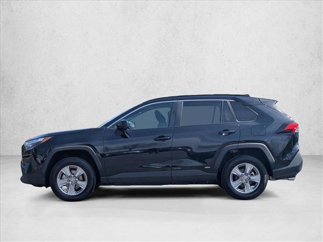 Used 2025 Toyota RAV4 LE AWD/4WD image 9
