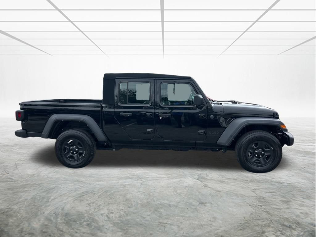 Certified 2024 Jeep Gladiator Sport image 3