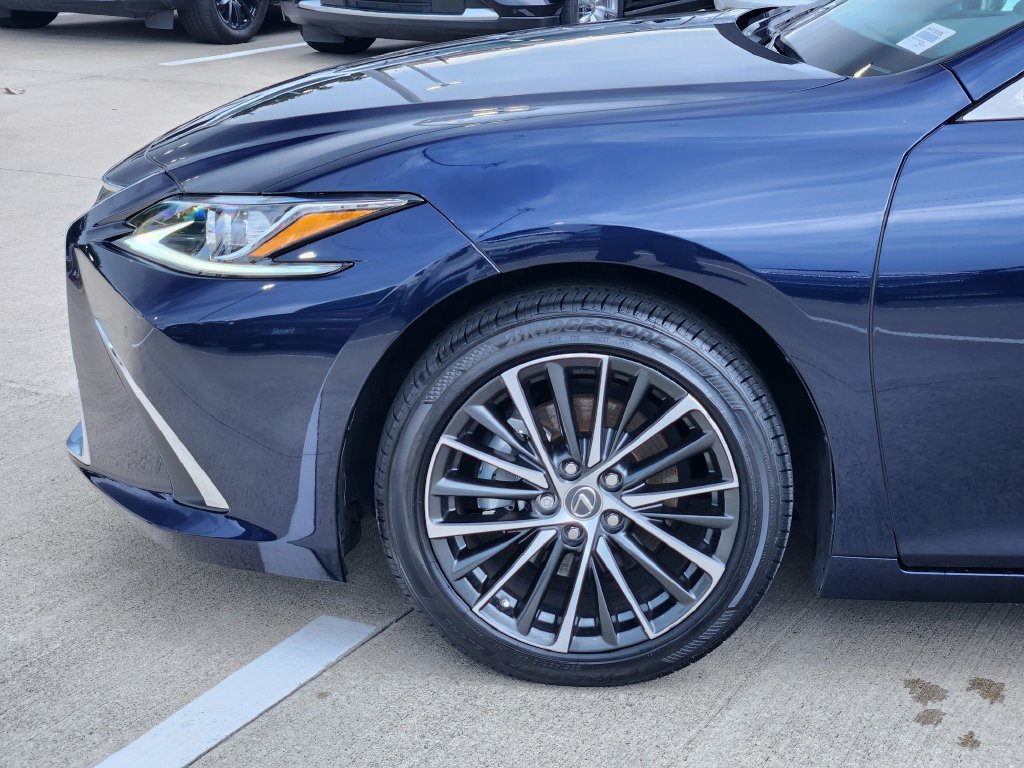 Certified 2025 Lexus ES 350 w/ Premium Package FWD image 8
