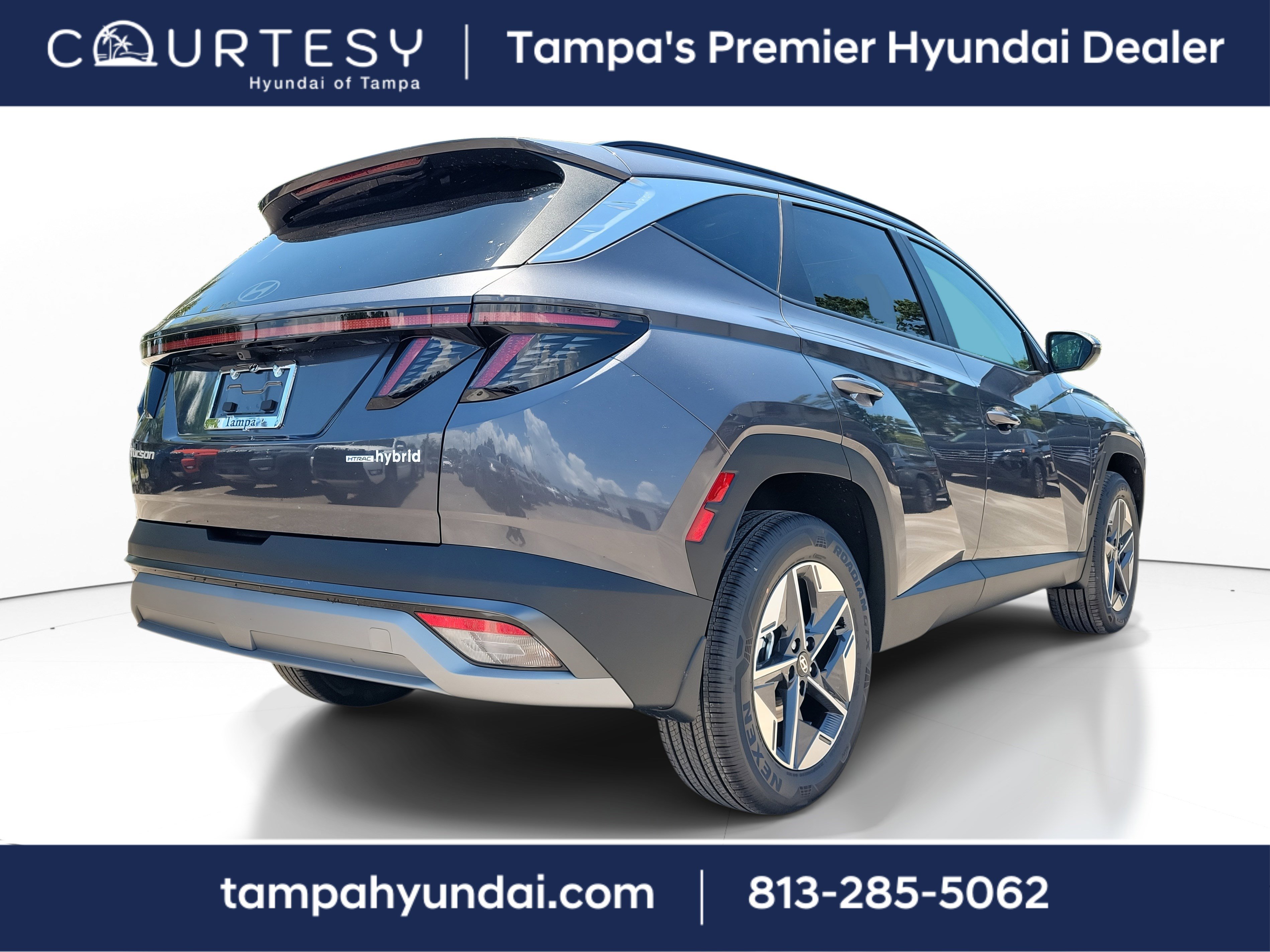 New 2025 Hyundai Tucson SEL image 3