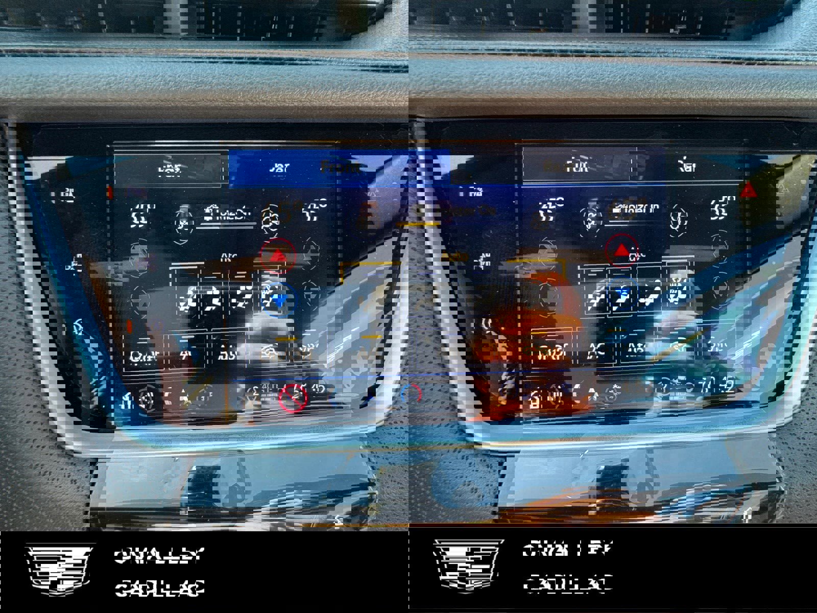 New 2025 Cadillac XT5 Premium Luxury w/ Technology Package image 17