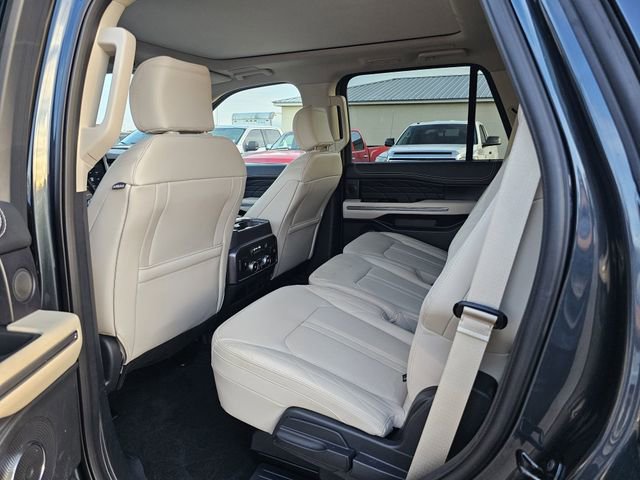 Certified 2024 Ford Expedition Platinum image 15
