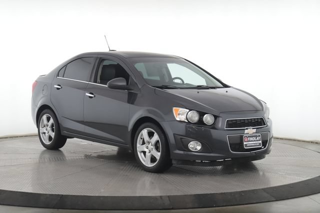 Used 2015 Chevrolet Sonic LTZ FWD image 2