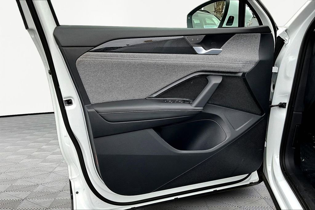 New 2026 Volkswagen Tiguan S image 18