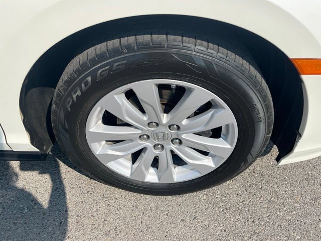 Used 2019 Honda Odyssey LX image 16