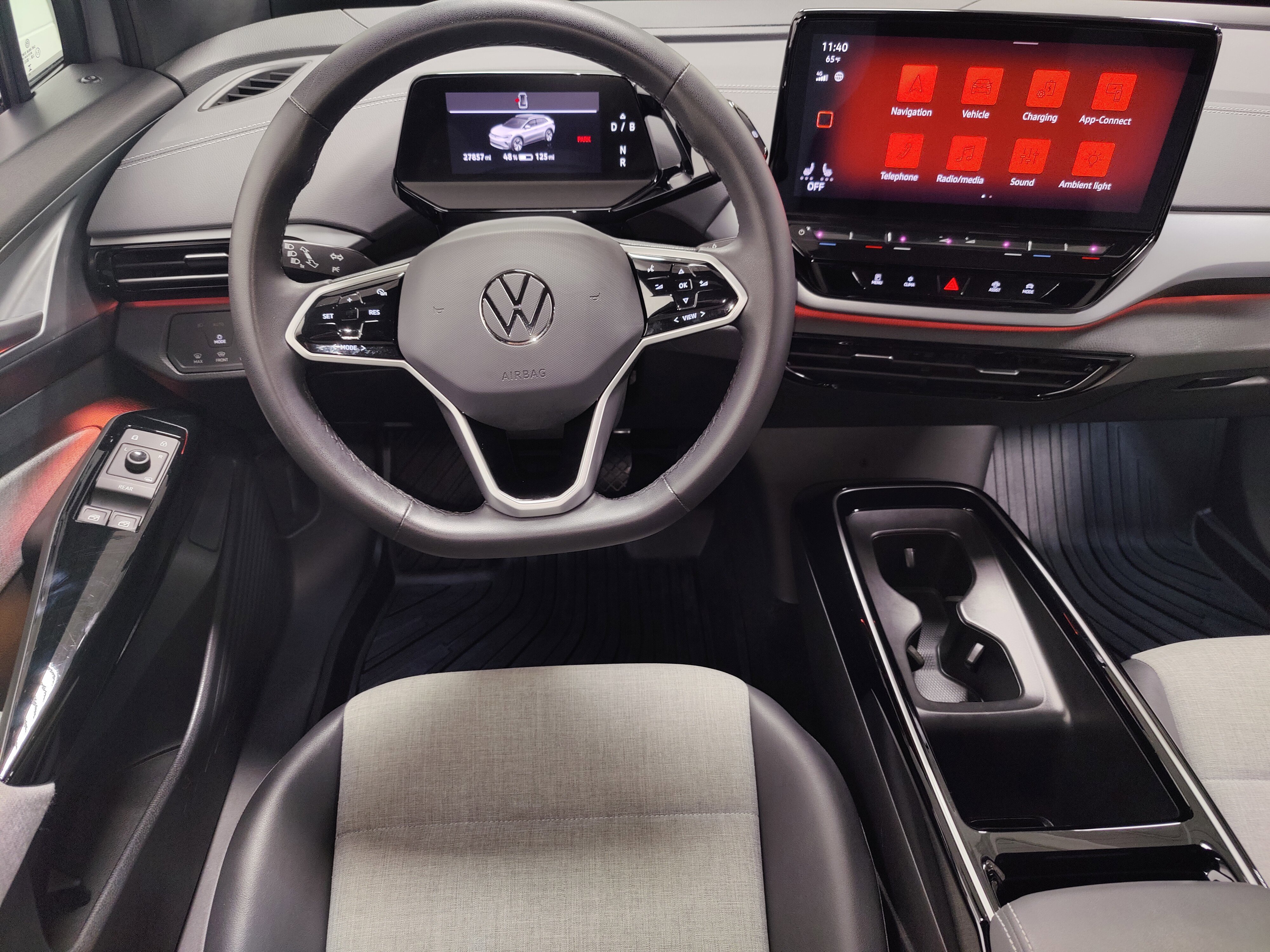 Used 2023 Volkswagen ID.4 Pro AWD/4WD image 18