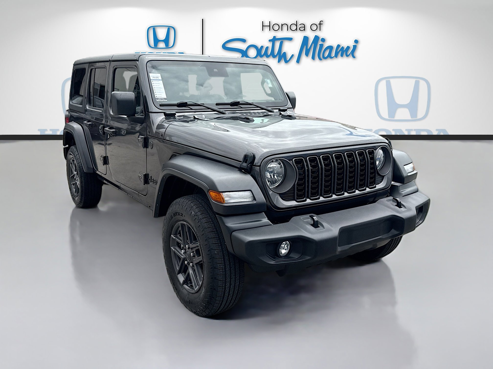 Used 2024 Jeep Wrangler Sport S image 1