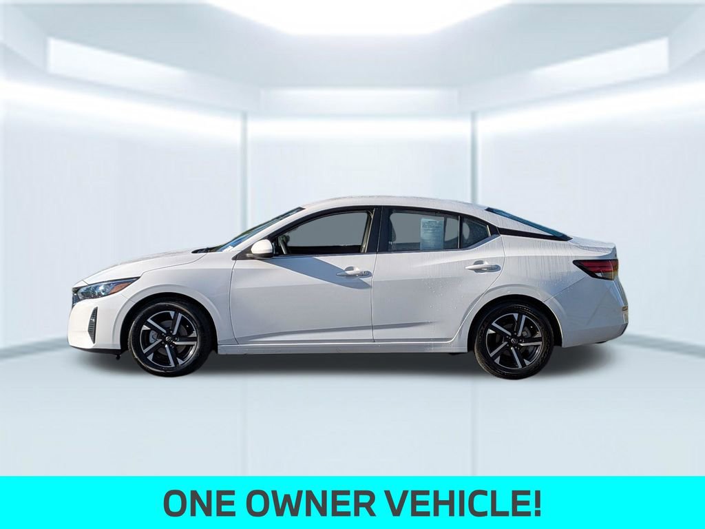 Used 2024 Nissan Sentra SV FWD image 2