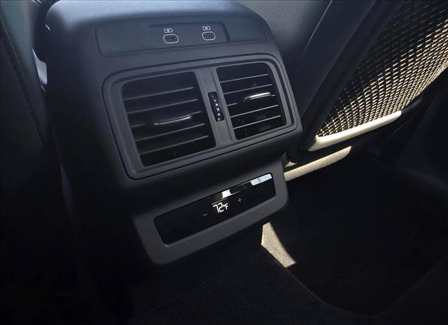 New 2025 Audi Q5 Premium w/ Convenience Package AWD/4WD image 18