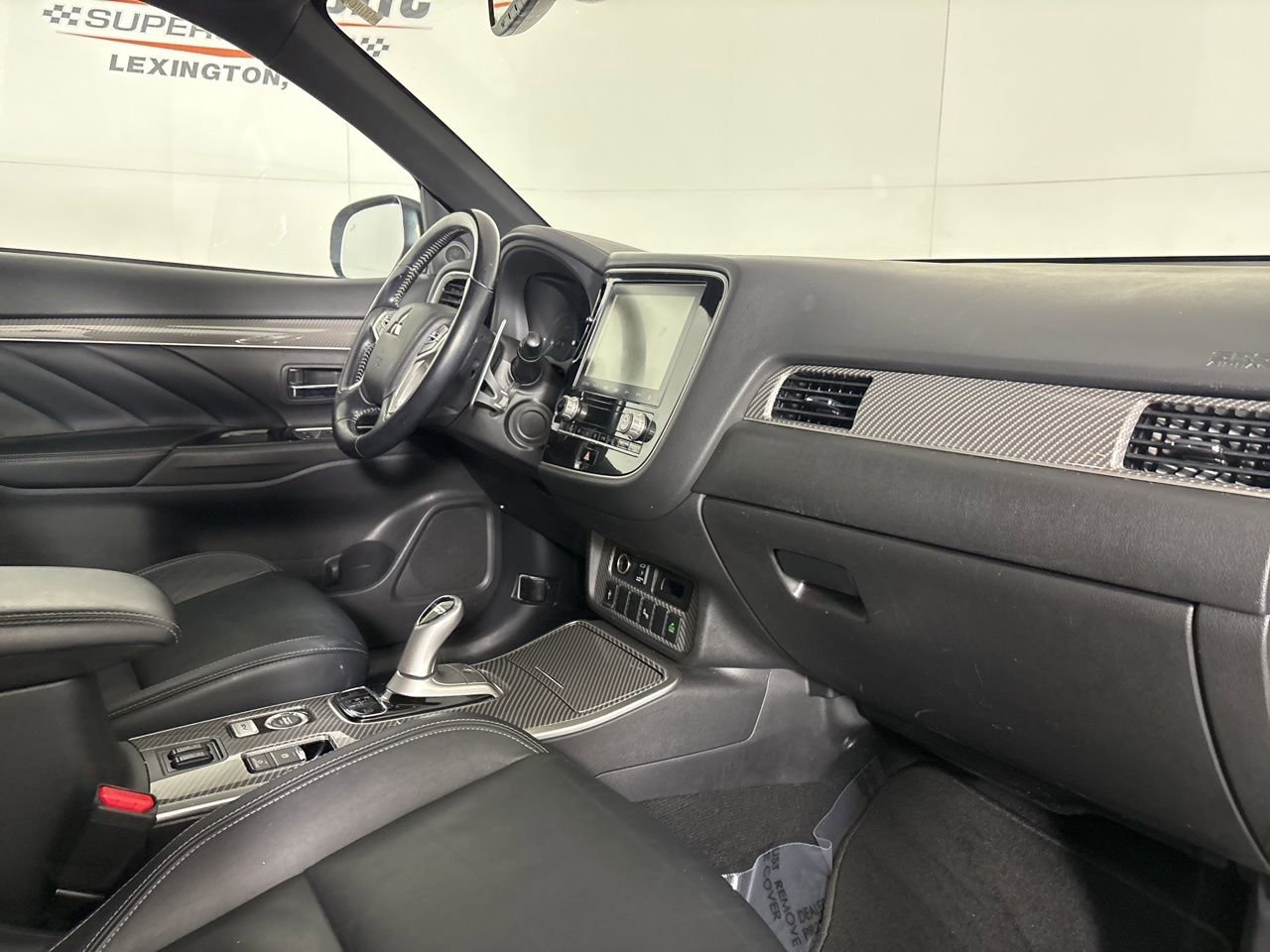 Used 2020 Mitsubishi Outlander SEL image 26
