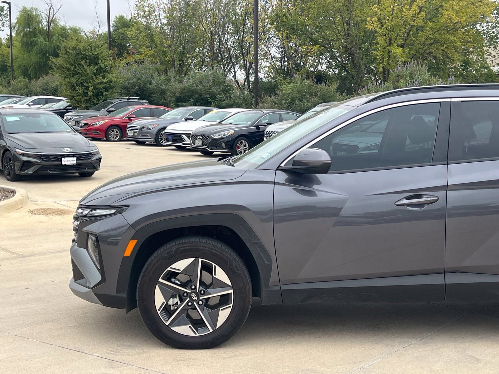 Used 2025 Hyundai Tucson SEL AWD/4WD image 7