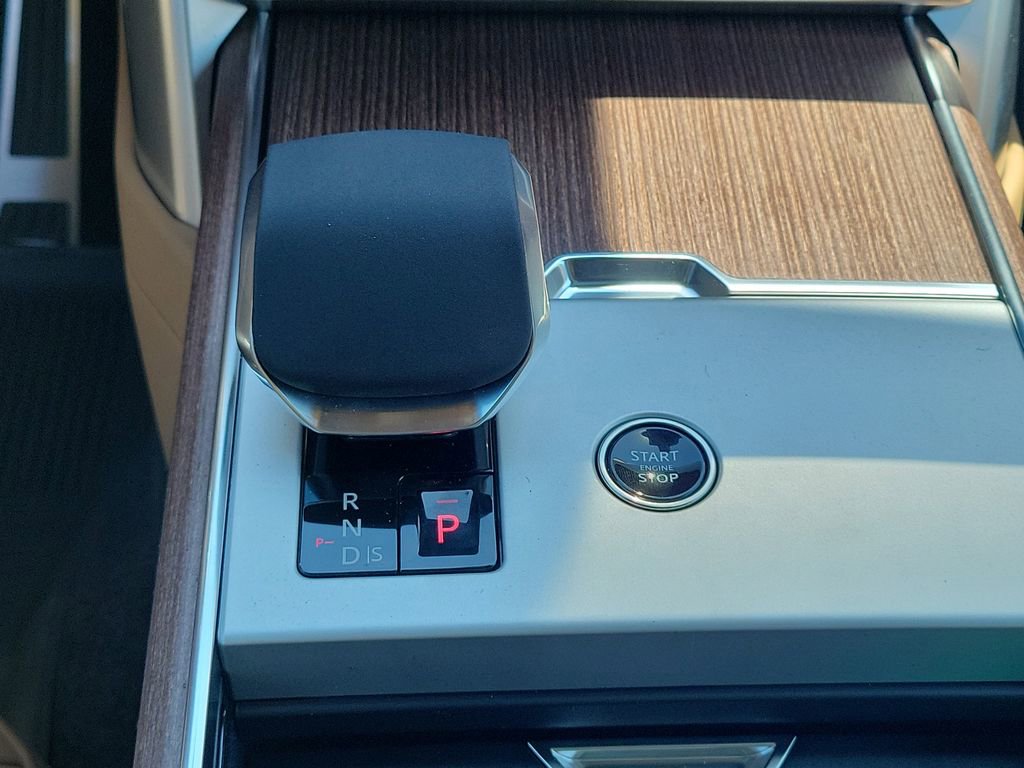 New 2026 Land Rover Range Rover SE AWD/4WD image 20