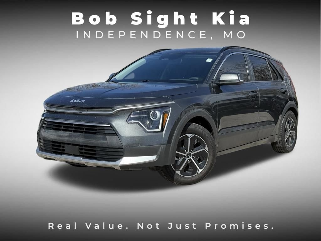 Used 2023 Kia Niro EX image 1