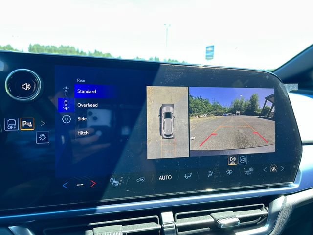 New 2026 Chevrolet Equinox EV LT FWD image 15