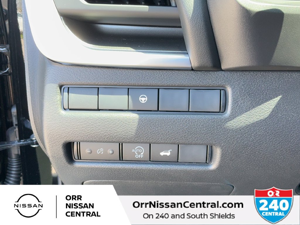 New 2026 Nissan Rogue Dark Armor FWD image 19