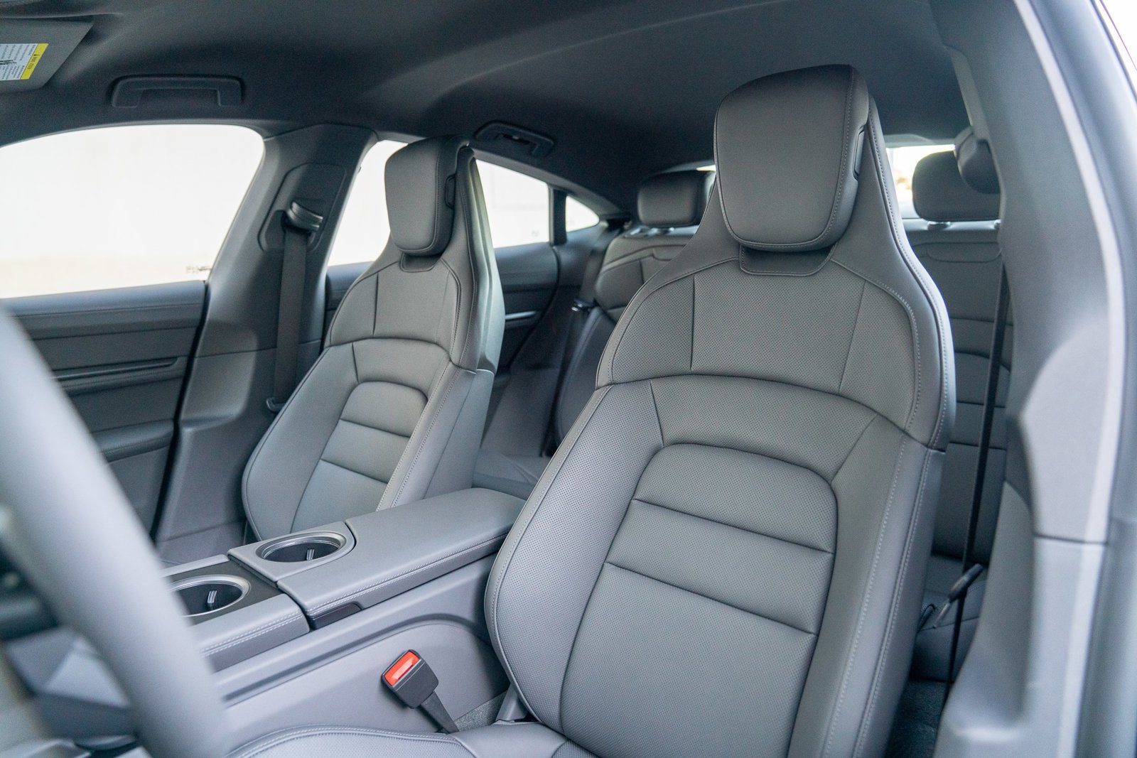 Certified 2026 Porsche Taycan AWD/4WD image 5