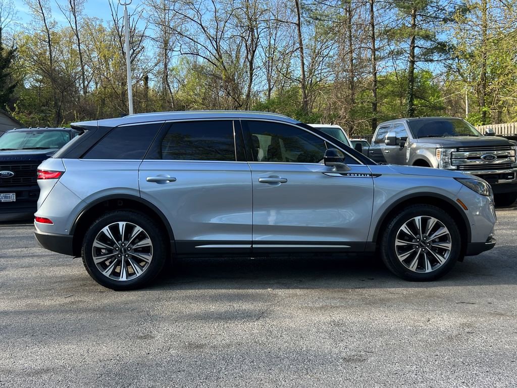 Used 2022 Lincoln Corsair Reserve w/ Equipment Group 201A image 8