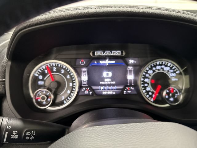Used 2022 RAM 1500 Laramie AWD/4WD image 11